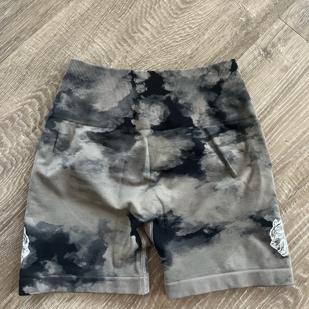 Wolves Forver Everson Seamless Training Shorts - image 2